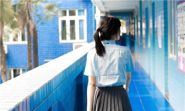 章贡如何找到一个可以帮助我生孩子的女人？